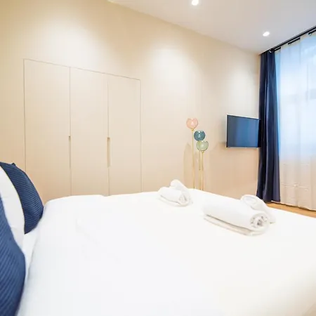 Loft In Canal Saint Martin 4* Parigi